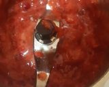 A picture of step 1 of Strawberry dry fruit shake (fresh strawberry).