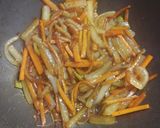 Zöldséges pirított tészta🍝🍄🥕 recept fázis 2 fotója