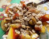 Foto del paso 5 de la receta: Postre saludable con duraznos, avena, maní, coco y algo más (2)