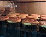 Foto langkah ke 7 dari resep Basque Burnt Cheese Cake.