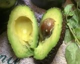 A picture of step 12 of Easy Guacamole.