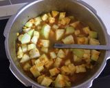 A picture of step 5 of Dudhi Chana Nu Shaak/Lauki Chana Dal ki Subji/ Bottlegourd Gram Curry.