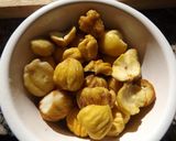 Foto del paso 1 de la receta Carne guisada con batata, berenjena y castañas