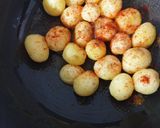 દમ આલુ (Dum Aloo Recipe In Gujarati) રેસીપી સ્ટેપ5ફોટો