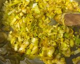 Une image de l'étape 1 de Crevettes au curry jaune et lait de coco.