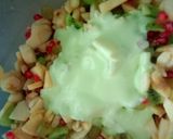 A picture of step 2 of Fruit yogurt.