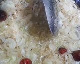 A picture of step 2 of Hari pyaz Aloo !.