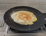 மிளகு முட்டை ஆம்லெட் (Milagu muttai omelette recipe in tamil) ரெசிபி ஸ்டேப் 6 புகைப்படம்