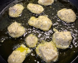 Foto del paso 4 de la receta: Soldaditos de Pavía —taquitos de bacalao rebozados—