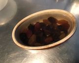 Une image de l'étape 1 de Salade de jeunes endives aux raisins et fourme d ambert.