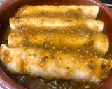 Foto del paso 3 de la receta: Enchiladas de pollo y salsa verde