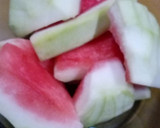 Foto del paso 1 de la receta: Dulce de cáscaras de sandía