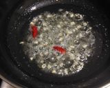A picture of step 1 of Punjabi Maggi.