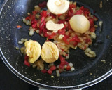 Foto del paso 5 de la receta: Huevos rellenos con pimientos