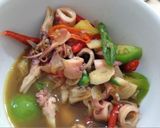 Foto langkah ke 4 dari resep Tumis Cumi Asin Cabe.