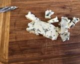 Une image de l'étape 6 de Salade aux deux endives, roquefort et sauce maison.