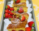 Foto del paso 3 de la receta: Queque de Fresas con Queso Crema!