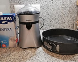 Foto del paso 1 de la receta: Bizcocho de limón con mermelada de fresa