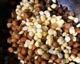 A picture of step 5 of Chana Salsa Chaat.