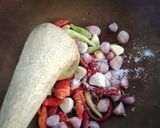 Foto langkah ke 3 dari resep Oseng Pepaya/kates Pedas Manis.