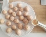 A picture of step 2 of Healthy Meatballs.