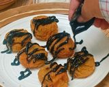 Foto langkah ke 5 dari resep Bola Bola Pisang Coklat.