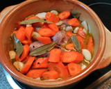 Foto del paso 1 de la receta: "Codornices en escabeche"