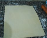Foto del paso 1 de la receta: Tarta 3 quesos, cebolla y crema