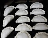 Foto del paso 6 de la receta: Empanadas riquísimas de carne!! 😍😍