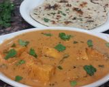 A picture of step 6 of Paneer makhani.