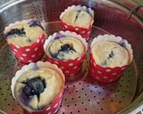Foto langkah ke 5 dari resep Blueberry Tempe Steamed Muffins.