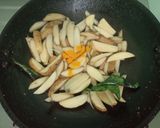 உருளைக்கிழங்கு வறுவல் (potato fry) 🥔 ரெசிபி ஸ்டேப் 7 புகைப்படம்