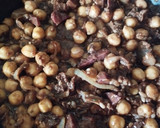 Foto del paso 4 de la receta: Garbanzos con jamón y morcilla de Ávila