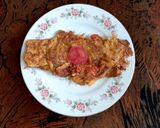 A picture of step 6 of Omelette with tomato 🍅 🍅.