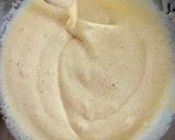 Foto del paso 2 de la receta: Brazo gitano de fresones blancos y rojos con nata y trufa