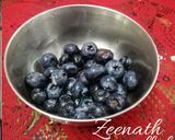A picture of step 2 of Blueberry Lassi.