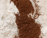 Foto del paso 5 de la receta: Budín Especiado con Frutas Glaseadas🎄✨️