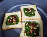 عکس مرحله 4 از دستور کوکو سبزی با نان تست