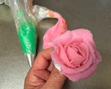A picture of step 5 of Valentines Flowers Sandwich.