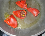 Foto del paso 6 de la receta: Pimientos de piquillo relleno de morcilla de cebolla picante, huevos de codorniz y cebolla frita