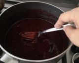 A picture of step 9 of Rolled blue Berry ice cream.