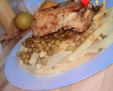 صورة لخطوة 5 من وصفة طاجين الجلبانة بالدجاج على طريقتي الخاصة بنته ولا أروع 😋✨