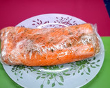 Foto del paso 3 de la receta: Salmón marinado a la miel