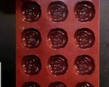 A picture of step 5 of Chocolate rose.