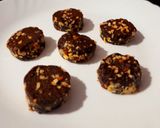 A picture of step 7 of Nutty Chocolate Roll.