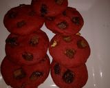 A picture of step 4 of Red velvet chocolate cookies.