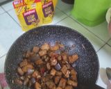 Foto langkah ke 5 dari resep Oseng 3T Kecap.