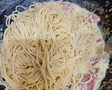 Foto langkah ke 4 dari resep Spaghetti Carbonara.