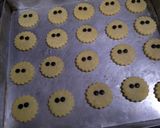 Foto langkah ke 3 dari resep Kukis Masker (The Mask Cookies of 2020).