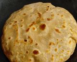 A picture of step 11 of Aloo Paratha.